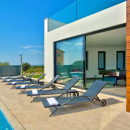 Aria Villa