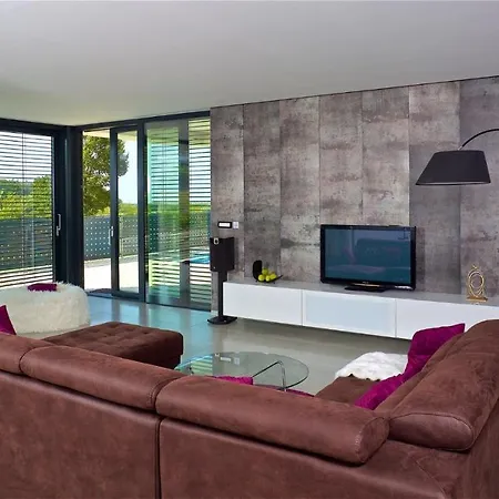 Aria Villa